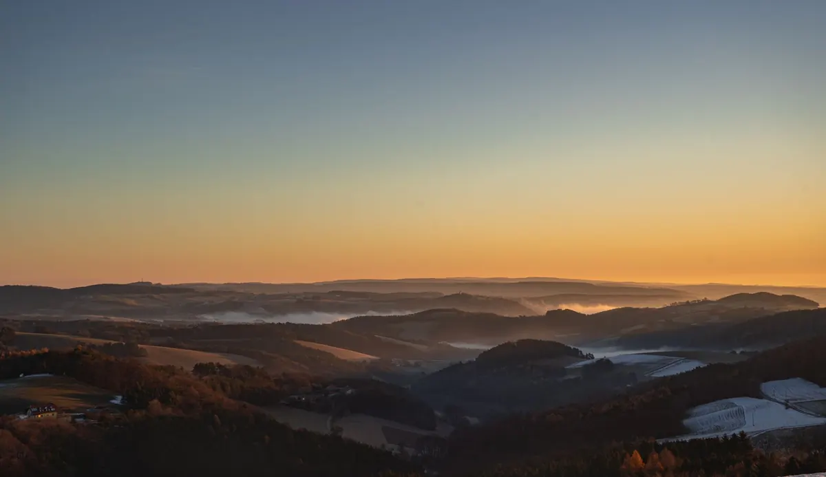 How to Read Valley Fog Patterns Before a Morning Hike